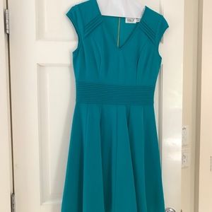 Eliza J Size 6 Dress